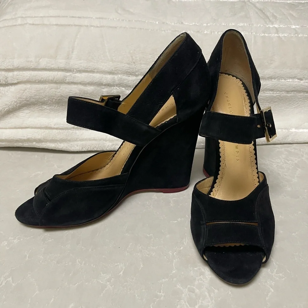 EUC CHARLOTTE OLYMPIA MARCELLA 100 SUEDE WEDGE IN BLACK